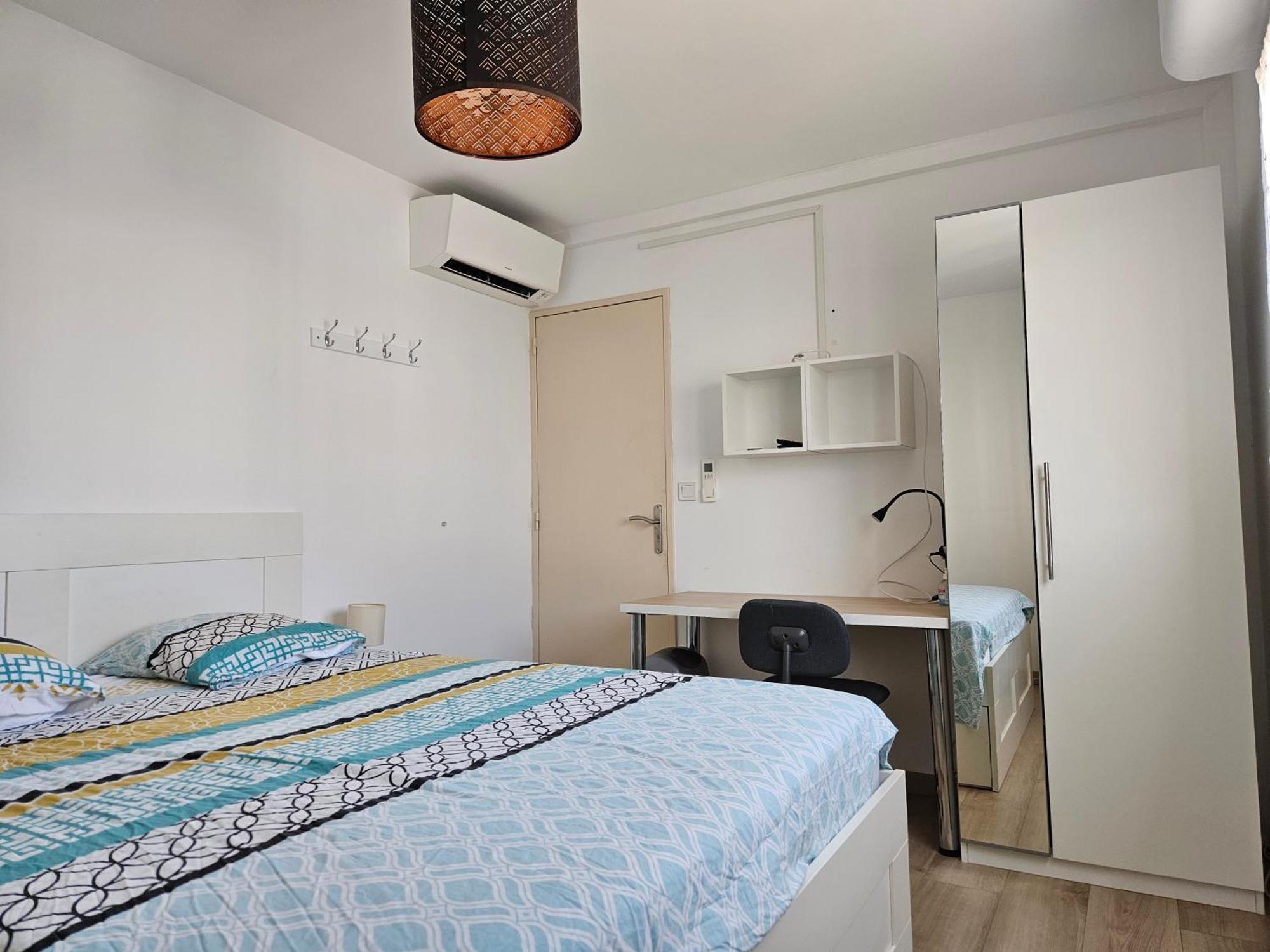 Chambre En Colocation Fille, Proche Mer, Climatisation Toulon Exterior photo